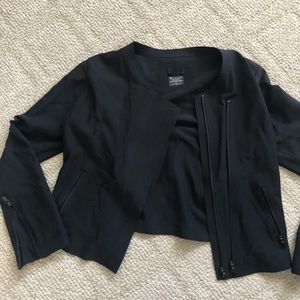 sz L Athleta jacket